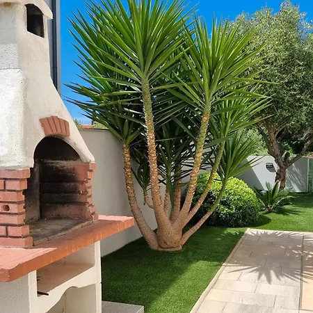 Апартаменты Erdgeschoss Mit Garten Und Pool *