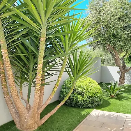 Διαμέρισμα Erdgeschoss Mit Garten Und Pool *